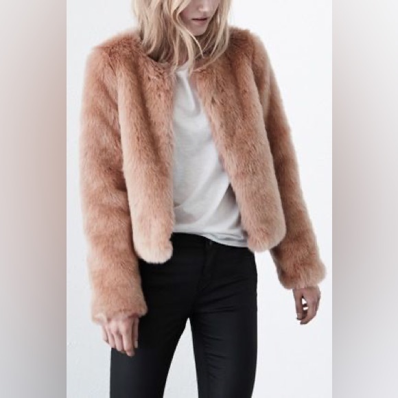 Cloud-Like Pastel Pink Faux-Fur Sweater
